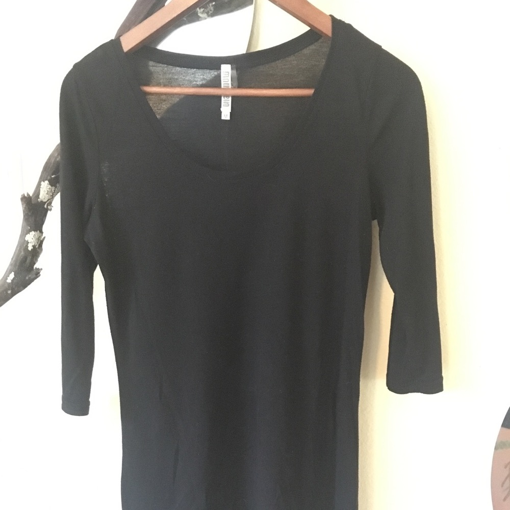 Monoreno Cotton form fitting dress